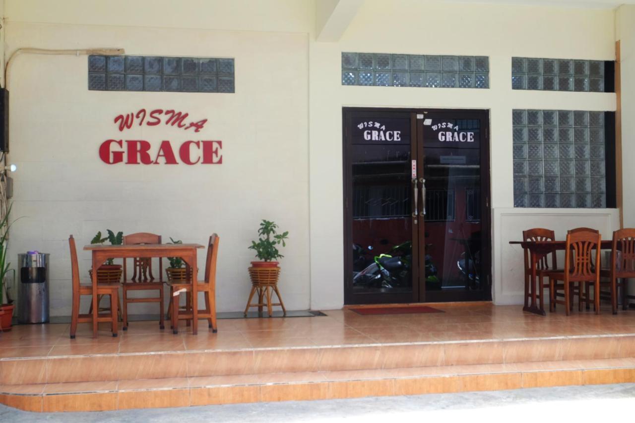 Wisma Grace Ambon Exteriör bild